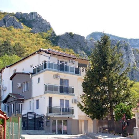 Раде 3-Враца Vratsa Экстерьер фото
